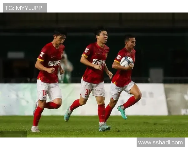 CCTV55月1日精彩对决新疆队迎战广州队展现足球魅力 CCTV55月1日精彩对决新疆队迎战广州队展现足球魅力