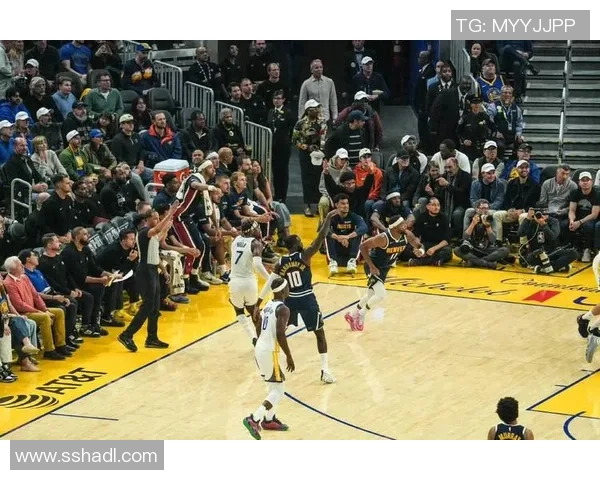 2月4日勇士与掘金精彩对决全场录像回放及赛后精彩分析 2月4日勇士与掘金精彩对决全场录像回放及赛后精彩分析